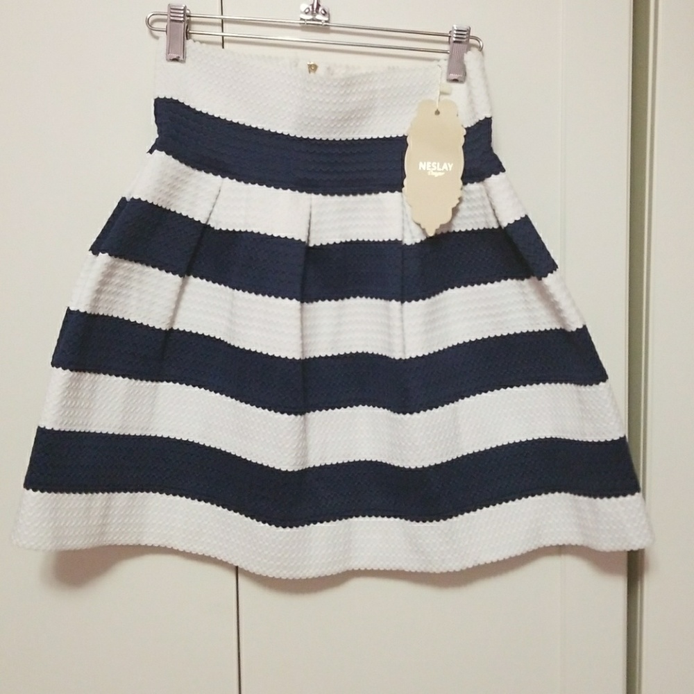 Juniors skirt